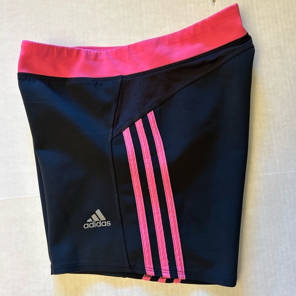 Adidas Climate Black athletic Shorts with Pink 3 strip Trim Sz-M. AA11 - Picture 1 of 11